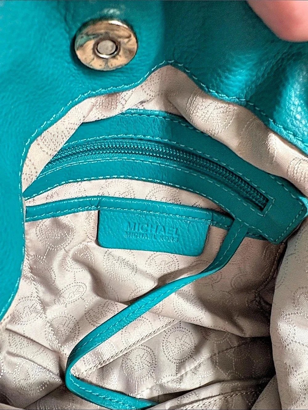 Michael Kors Nolita Large Hobo Bag Leather Teal
